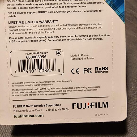 Fujifilm 8 GB SDHC Class 4 Flash Memory Card - Picture 7 of 7